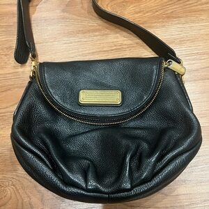 Marc by Marc Jacobs Natasha black crossbody bag, pebbled leather.